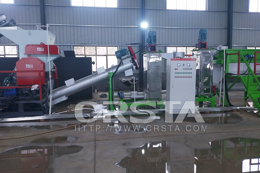 1000KG/H 河南周口一次性PP输液瓶破碎清洗线安装调试完成